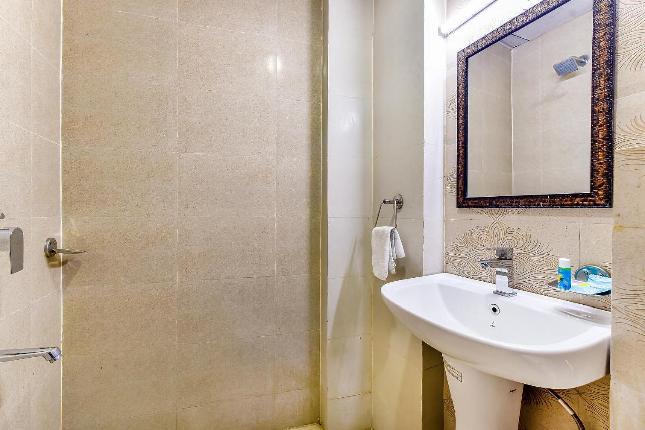 דהראדון Fabhotel Surya Residency מראה חיצוני תמונה