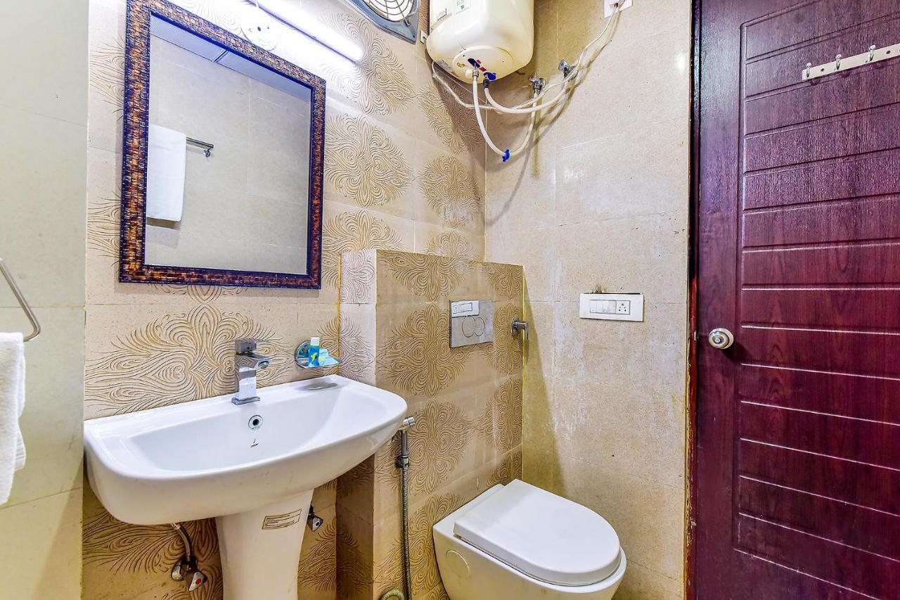 דהראדון Fabhotel Surya Residency מראה חיצוני תמונה